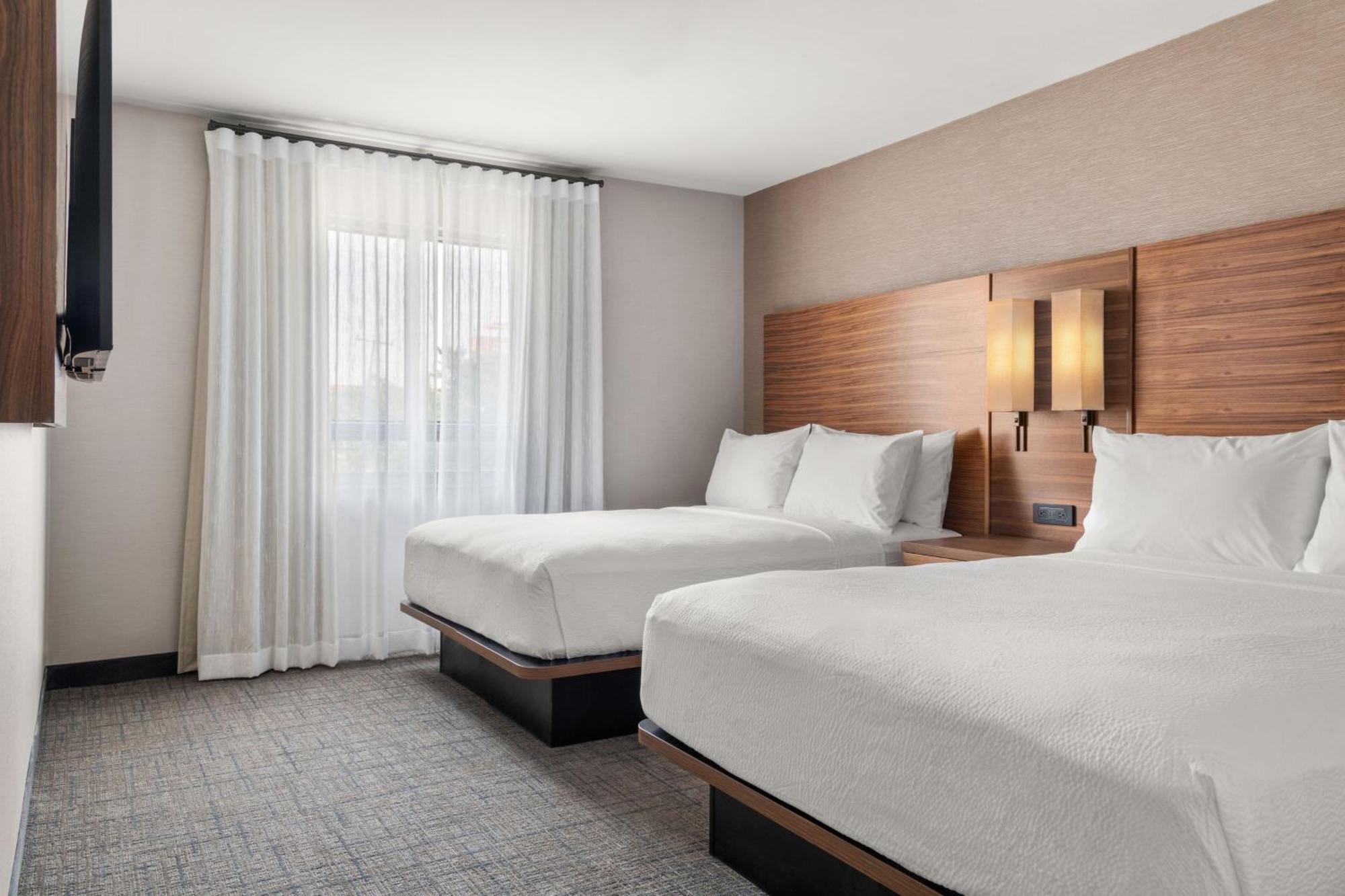 Residence Inn By Marriott Laval Eksteriør bilde